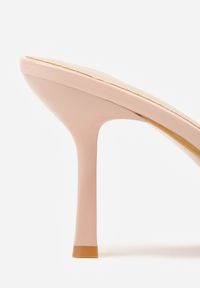 Born2be - Beżowe Klapki na Szpilce z Odkrytym Noskiem w Szpic Astranate. Kolor: beżowy. Materiał: jeans, len. Obcas: na szpilce. Styl: elegancki, klasyczny #6