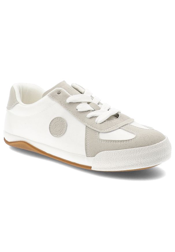 Big-Star - Trampki damskie Big Star, skóra naturalna zamszowe wstawki sznurowany fason klasyczna gumowa podeszwa okrągły nosek, białe, TT274145. Okazja: na spacer, na co dzień. Nosek buta: okrągły. Zapięcie: sznurówki. Kolor: biały. Materiał: guma, skóra, zamsz. Szerokość cholewki: normalna. Wzór: gładki. Styl: klasyczny