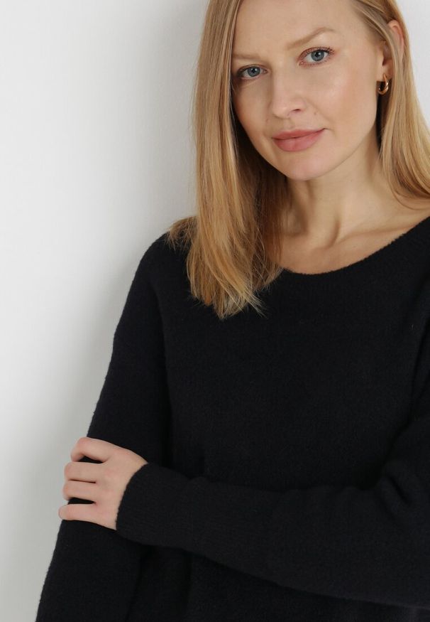 Born2be - Czarny Sweter Ionoene. Kolor: czarny. Styl: klasyczny, elegancki