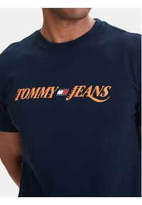 Tommy Jeans T-Shirt DM0DM22548 Granatowy Regular Fit. Kolor: niebieski. Materiał: bawełna #3