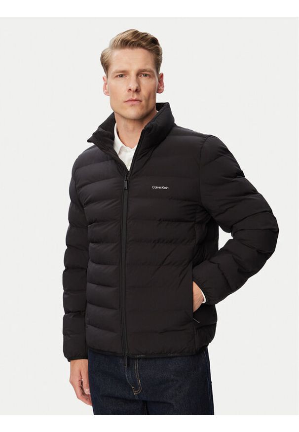 Calvin Klein Kurtka przejściowa Classic LV04LG503G Czarny Classic Fit. Kolor: czarny. Materiał: syntetyk