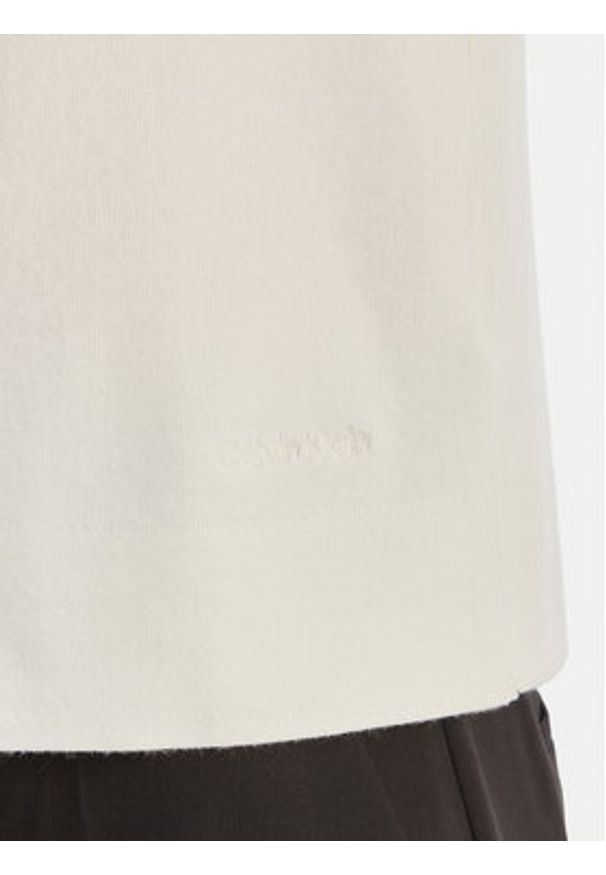 Calvin Klein T-Shirt LV147E303G Écru Regular Fit. Materiał: wiskoza