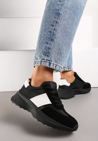 Renee - Czarne Skórzane Sneakersy z Materiałowymi Wstawkami Celana. Kolor: czarny. Materiał: materiał, skóra. Wzór: aplikacja #3