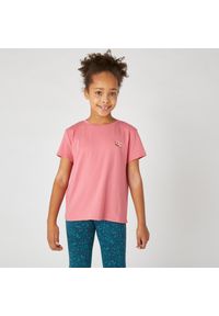 DOMYOS - Koszulka z krótkim rękawem dziecięca Domyos. Kolor: różowy. Materiał: materiał, bawełna, lyocell, elastan, poliester. Długość rękawa: krótki rękaw. Długość: krótkie. Wzór: kwiaty #1