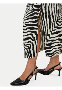 only - ONLY Sukienka letnia Iris 15319882 Kolorowy Regular Fit. Materiał: syntetyk. Wzór: kolorowy. Sezon: lato #6