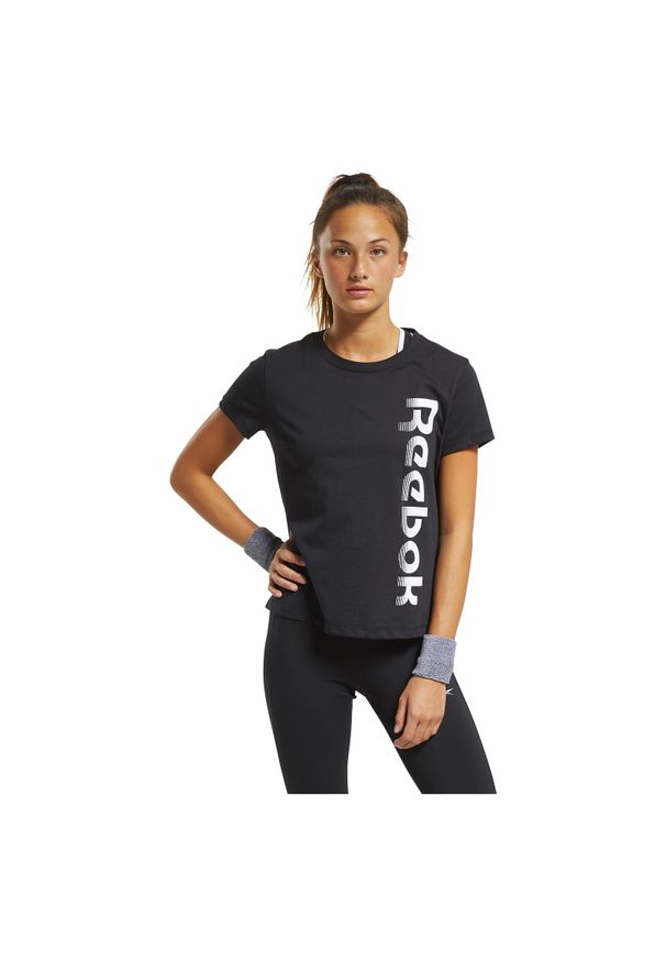 Koszulka damska Reebok Training Essentials Graphic FU2200. Materiał: bawełna. Wzór: aplikacja. Sport: fitness