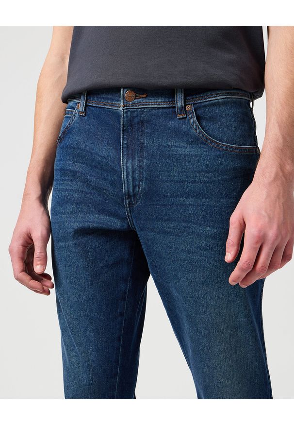 Wrangler - MESKIE SPODNIE WRANGLER TEXAS SLIM SILKYWAY 112145788