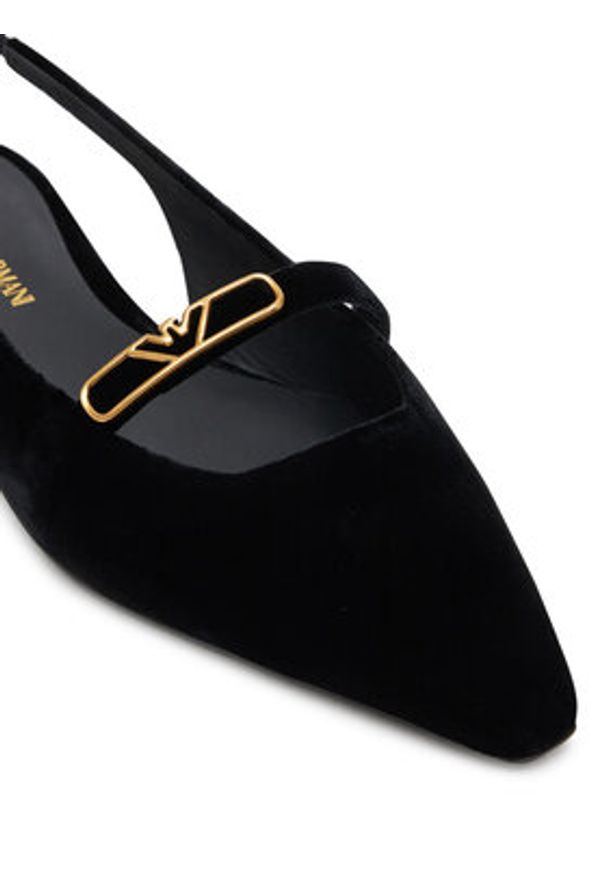 Emporio Armani Sandały X3D301 XD117 00002 Czarny. Kolor: czarny. Materiał: materiał