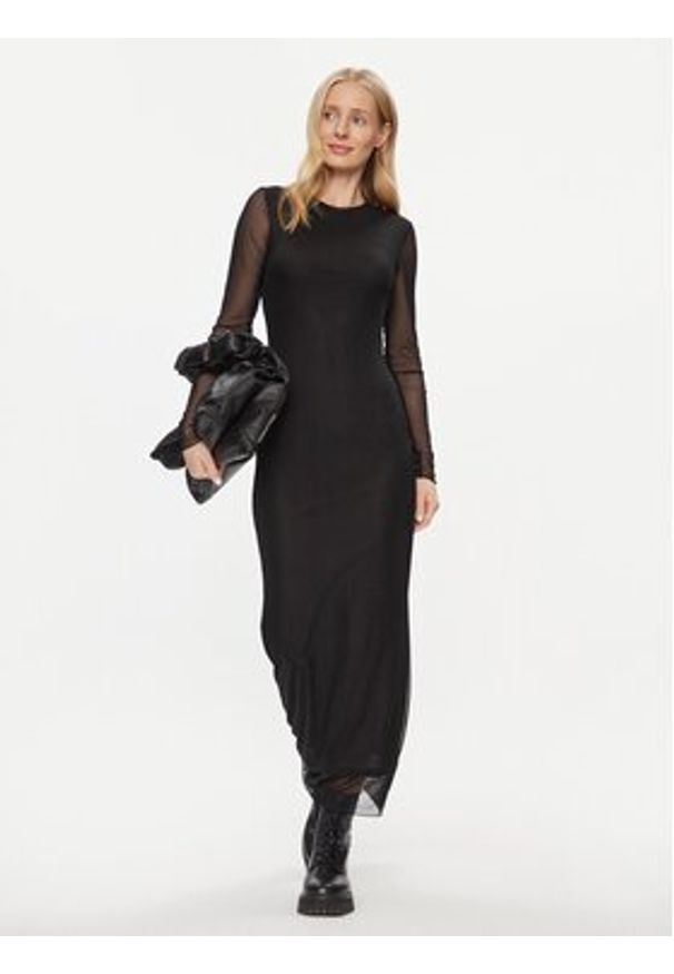 only - ONLY Sukienka codzienna Lucia 15312218 Czarny Slim Fit. Okazja: na co dzień. Kolor: czarny. Materiał: syntetyk. Typ sukienki: proste. Styl: casual