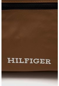 TOMMY HILFIGER - Tommy Hilfiger plecak męski kolor brązowy duży z nadrukiem. Kolor: brązowy. Materiał: poliester. Wzór: nadruk #3