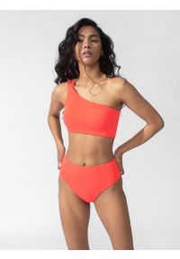 4f - Góra od bikini z materiałów z recyklingu damska. Kolor: czerwony. Materiał: materiał