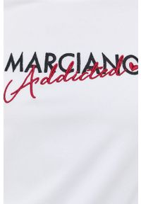 Marciano Guess - T-shirt. Okazja: na co dzień. Kolor: biały. Wzór: aplikacja. Styl: casual