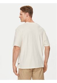 Guess T-Shirt M4GI12 K9RM1 Beżowy Regular Fit. Kolor: beżowy. Materiał: bawełna
