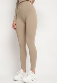 Born2be - Beżowy Komplet Sportowy Legginsy i Bluzka z Długim Rękawem Toretta. Kolor: beżowy. Wzór: aplikacja #5