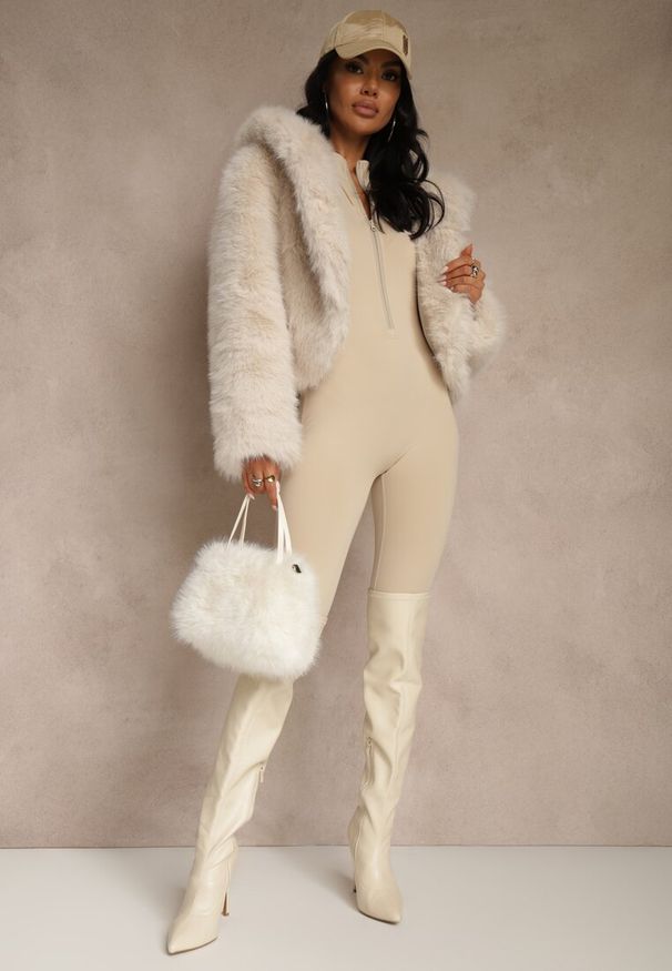 Renee - Beżowa Kurtka Futro z Nieodpinanym Kapturem Zetera. Okazja: na co dzień. Kolor: beżowy. Materiał: futro. Styl: casual, klasyczny