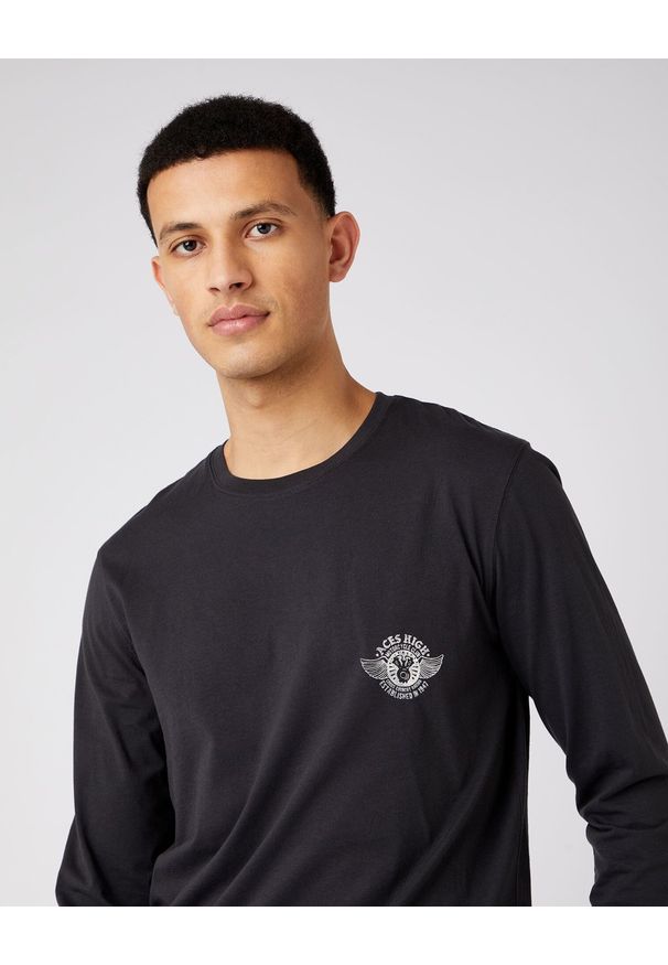 Wrangler - WRANGLER LS BIKER TEE MĘSKA KOSZULKA Z DŁUGIM RĘKAWEM FADED BLACK W7K5D3XV6 112141569. Długość rękawa: długi rękaw. Długość: długie