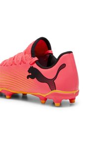 Puma - Młodzieżowe buty piłkarskie FUTURE 7 PLAY FG/AG PUMA. Zapięcie: sznurówki. Kolor: pomarańczowy, wielokolorowy, żółty, czarny. Materiał: materiał, syntetyk. Szerokość cholewki: normalna. Sport: piłka nożna