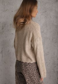 Renee - Beżowy Nietoperzowy Kardigan Wiązany z Ażurowym Wzorem i Dodatkiem Wełny Paleris. Okazja: na co dzień. Kolor: beżowy. Materiał: wełna. Wzór: ażurowy. Styl: casual #8