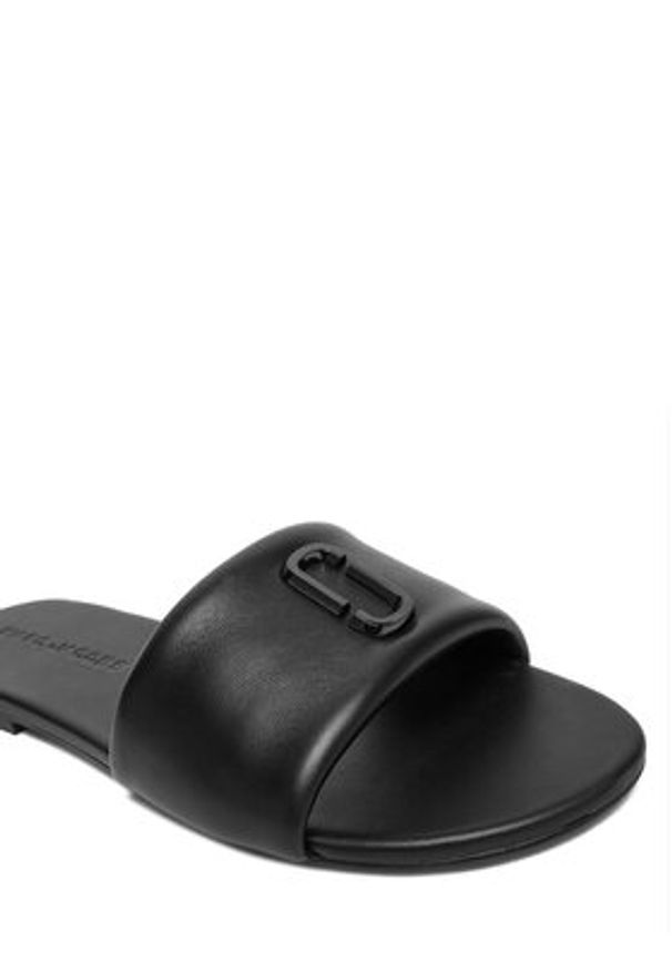 MARC JACOBS - Marc Jacobs Klapki 2P5FSA001F12 Czarny. Kolor: czarny. Materiał: skóra