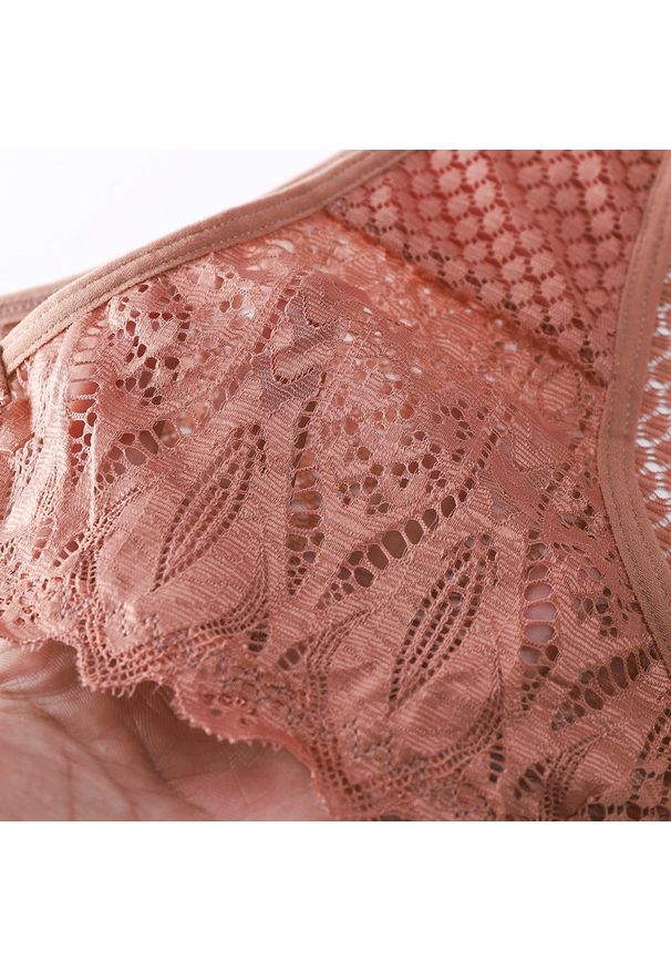 Intica - Figi koronkowe klasyczne eleganckie Sumru. Kolor: czerwony. Materiał: koronka. Wzór: koronka