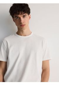 Reserved - T-shirt comfort fit - złamana biel. Materiał: bawełna #1