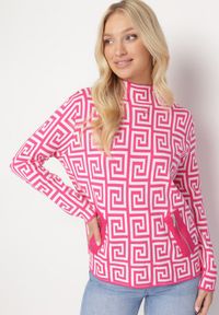 Born2be - Fuksjowy Sweter z Półgolfem o Geometrycznym Wzorze i Ozdobnymi Suwakami Waqaia. Kolor: różowy. Materiał: dzianina. Wzór: geometria. Sezon: jesień, zima #4