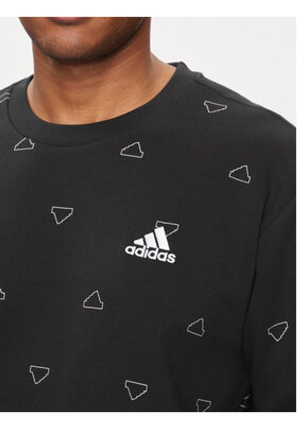 Adidas - adidas Bluza Seasonal Essentials Monogram Graphic IS1828 Czarny Regular Fit. Kolor: czarny. Materiał: bawełna, syntetyk