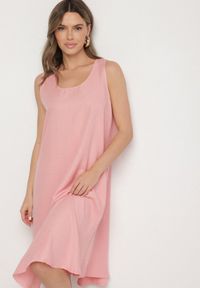 Born2be - Różowa Rozkloszowana Klasyczna Sukienka Lunetira. Okazja: na co dzień, na spacer. Kolor: różowy. Materiał: jeans. Typ sukienki: proste. Styl: klasyczny #6