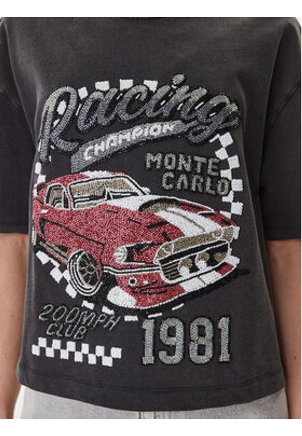 Guess T-Shirt W6GI20 K3133 Szary Relaxed Fit. Kolor: szary. Materiał: bawełna