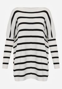 Born2be - Biały Sweter Oversize w Paski z Rękawami Nietoperz Caelania. Kolor: biały. Wzór: paski #6