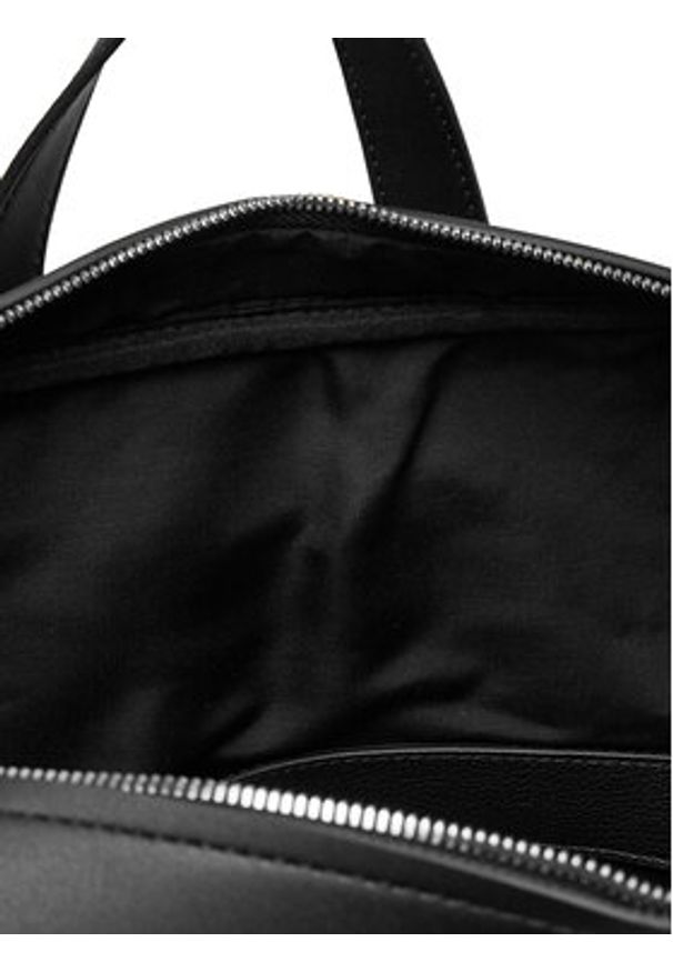 Calvin Klein Plecak Micro Pebble Slim Sq Bp 42 LV04D3005G Czarny. Kolor: czarny. Materiał: skóra