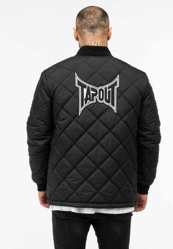 TAPOUT - Kurtka regular fit Tapout Punkass. Kolor: czarny, biały, wielokolorowy. Sport: turystyka piesza