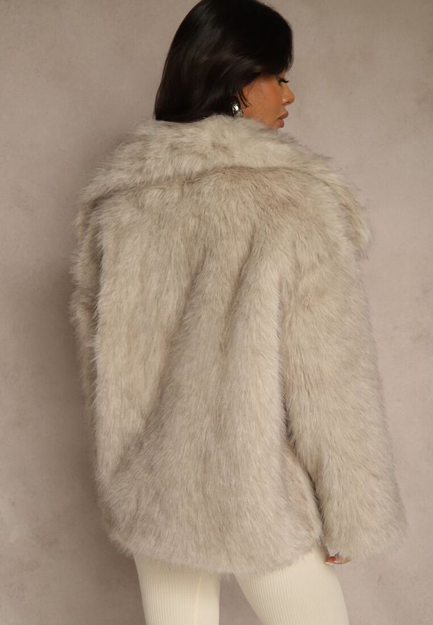 Renee - Beżowa Dwurzędowa Kurtka Futerko Oversize Nenalla. Okazja: na co dzień. Kolor: beżowy. Materiał: futro. Styl: casual