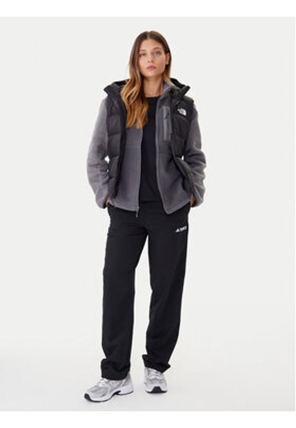 The North Face Bezrękawnik Hyalite NF0A8E71 Czarny Regular Fit. Kolor: czarny. Materiał: syntetyk. Długość rękawa: bez rękawów