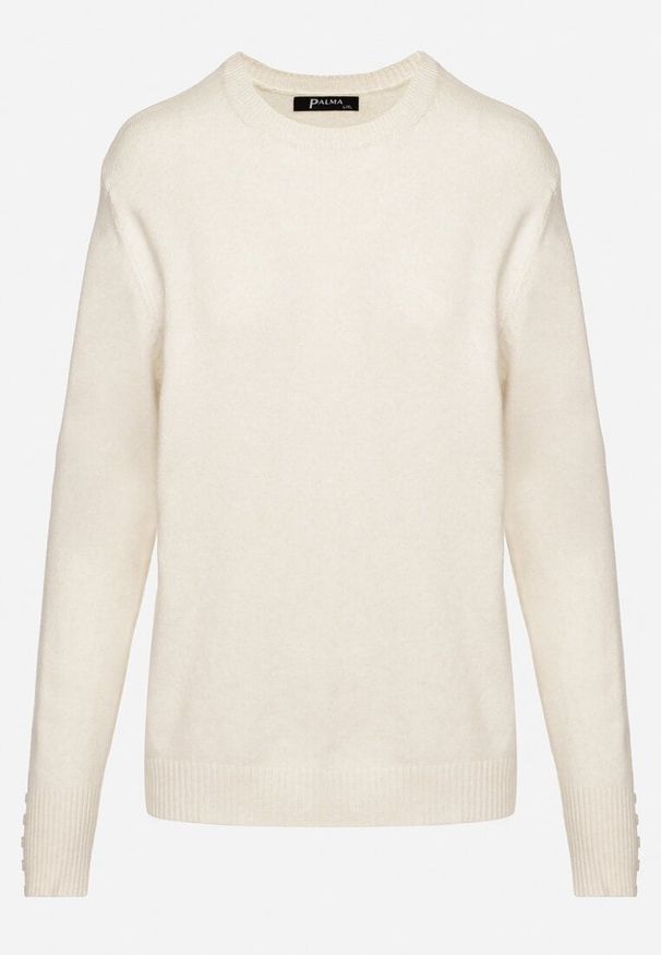 Born2be - Biały Sweter o Klasycznym Fasonie z Ozdobnymi Guzikami Tirinae. Okazja: na co dzień, na spotkanie biznesowe. Kolor: biały. Materiał: jeans. Wzór: aplikacja. Styl: klasyczny