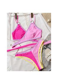 Intica - Strój kąpielowy krzyżowany na plażę i basen Selveta. Kolor: różowy. Materiał: materiał. Długość: długie #1