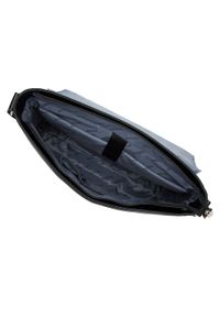 Wittchen - Męska torba na laptopa 13” z matowej ekoskóry na ramię czarna. Kolor: czarny. Materiał: skóra ekologiczna. Wzór: aplikacja. Styl: casual
