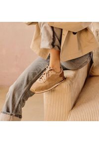 Marco Shoes Sneakersy Torino brązowe. Kolor: brązowy. Styl: retro, vintage #6