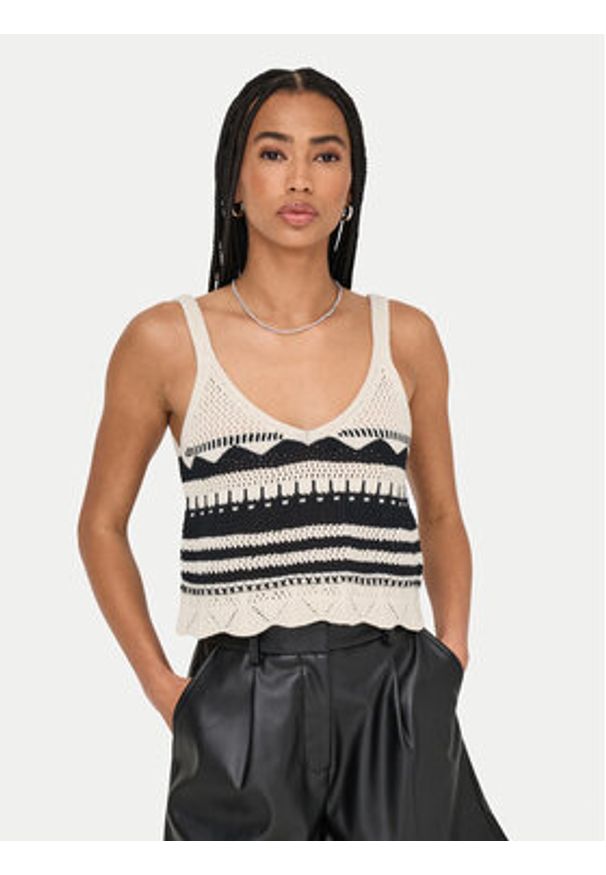 only - ONLY Top Merida 15344404 Czarny Regular Fit. Kolor: czarny. Materiał: syntetyk