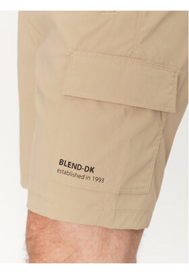 Blend Szorty sportowe 20717891 Beżowy Regular Fit. Kolor: beżowy. Materiał: syntetyk. Styl: sportowy