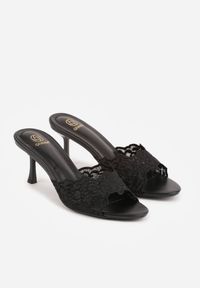 Born2be - Czarne Klapki na Metalicznej Szpilce z Koronkową Cholewką Thyxyphise. Okazja: na ślub cywilny, na wesele. Kolor: czarny. Materiał: koronka. Wzór: aplikacja #7