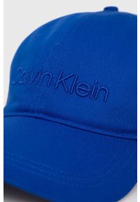 Calvin Klein czapka z daszkiem bawełniana kolor niebieski z aplikacją. Kolor: niebieski. Materiał: bawełna. Wzór: aplikacja #3