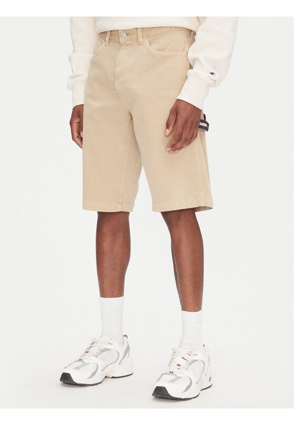 Tommy Jeans Szorty materiałowe Jaimie DM0DM21951 Beżowy Slim Fit. Kolor: beżowy. Materiał: bawełna