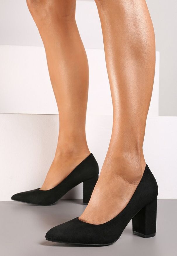 Renee - Czarne Casualowe Czółenka na Słupku z Wkładką ze Skóry Naturalnej Maidra. Okazja: na co dzień. Kolor: czarny. Materiał: skóra. Sezon: wiosna, lato. Obcas: na słupku. Styl: casual. Wysokość obcasa: średni