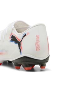 Puma - Buty piłkarskie unisex FUTURE 8 MATCH FG/AG niskie PUMA White Black Glowing Red. Kolor: czerwony, biały, wielokolorowy, czarny. Sport: piłka nożna