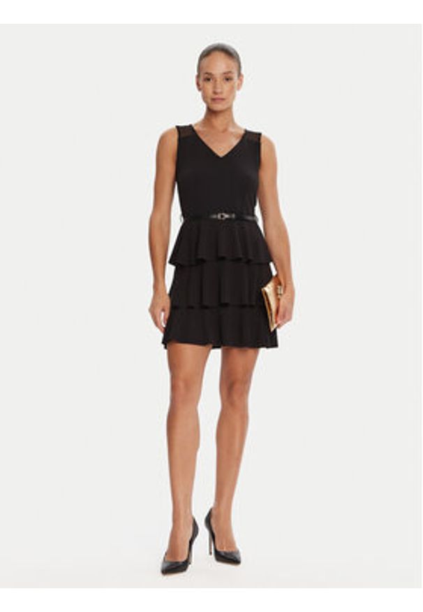 Rinascimento Sukienka koktajlowa CFC0126150003 Czarny Regular Fit. Kolor: czarny. Materiał: syntetyk. Styl: wizytowy