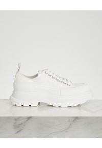 Alexander McQueen - ALEXANDER MCQUEEN - Białe sneakersy z wysoką podeszwą. Okazja: na co dzień. Nosek buta: okrągły. Kolor: biały. Materiał: bawełna, guma #5