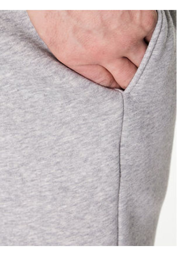 TOMMY HILFIGER - Tommy Hilfiger Szorty sportowe Curve Logo MW0MW30014 Szary Regular Fit. Kolor: szary. Materiał: syntetyk. Styl: sportowy