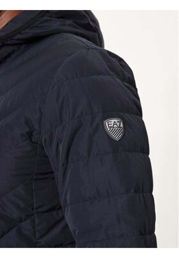 EA7 Emporio Armani Kurtka puchowa 8NPB14 PNE1Z 1562 Granatowy Regular Fit. Kolor: niebieski. Materiał: syntetyk