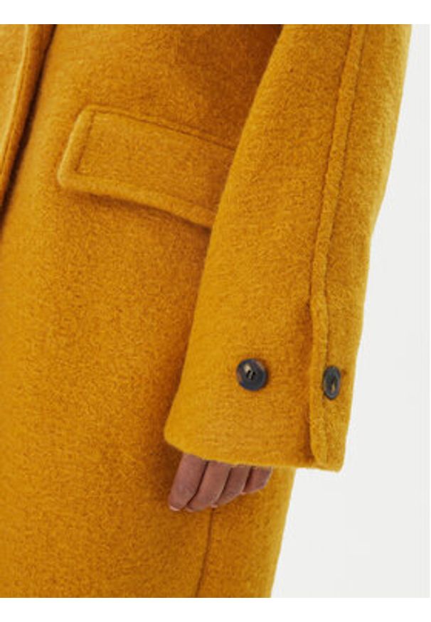 Vero Moda Płaszcz zimowy Anny Jolie 10333555 Żółty Regular Fit. Kolor: żółty. Materiał: syntetyk. Sezon: zima